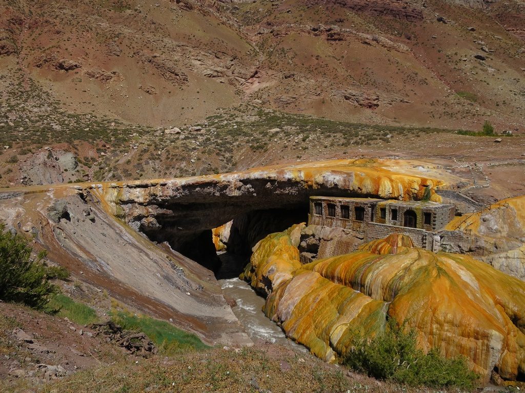 Puente del Inca - Passfahrt nach Argentinien