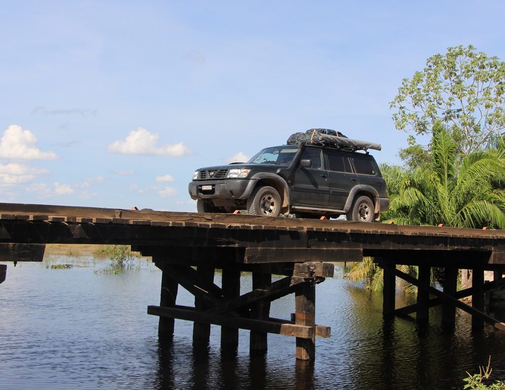 Pantanal - eine der 100 Holzbrücken