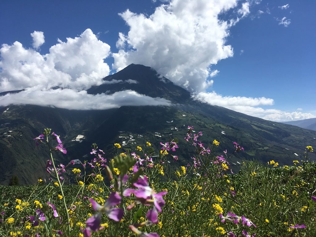 Baños – Vulkan Tungurahua 5023 M.ü.M.